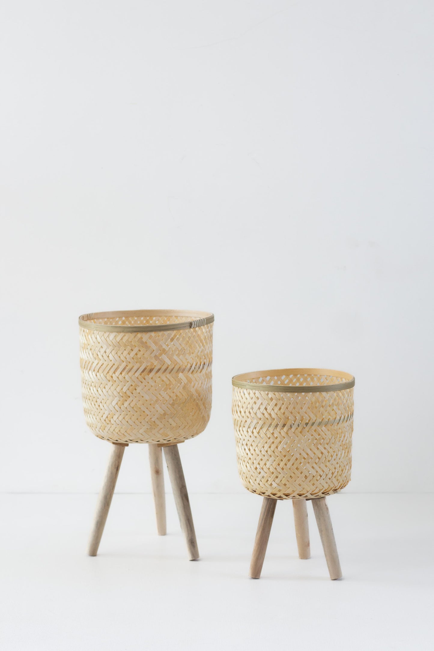 Closeup-Rattan Basket Stand