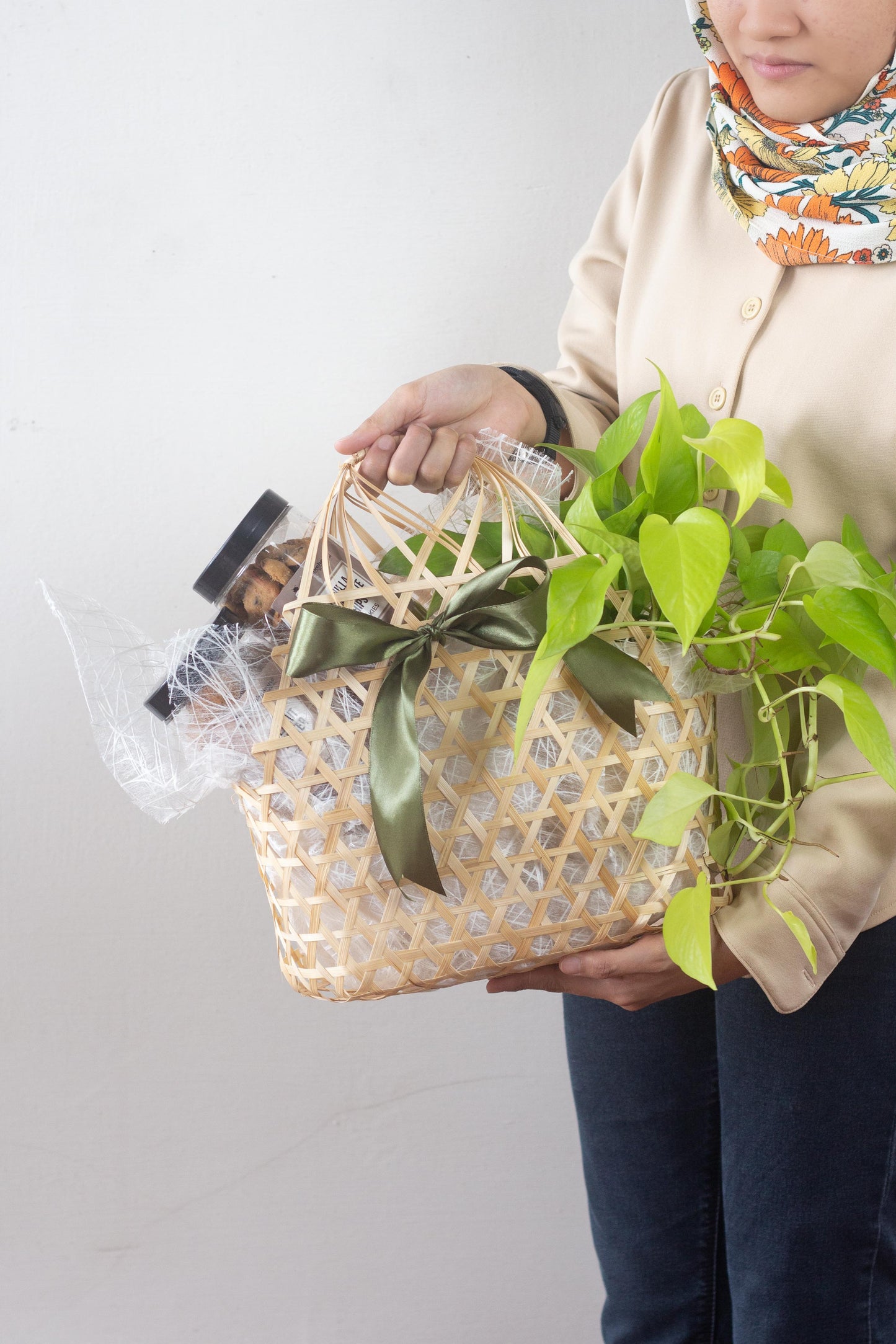 Raya Cheer Basket