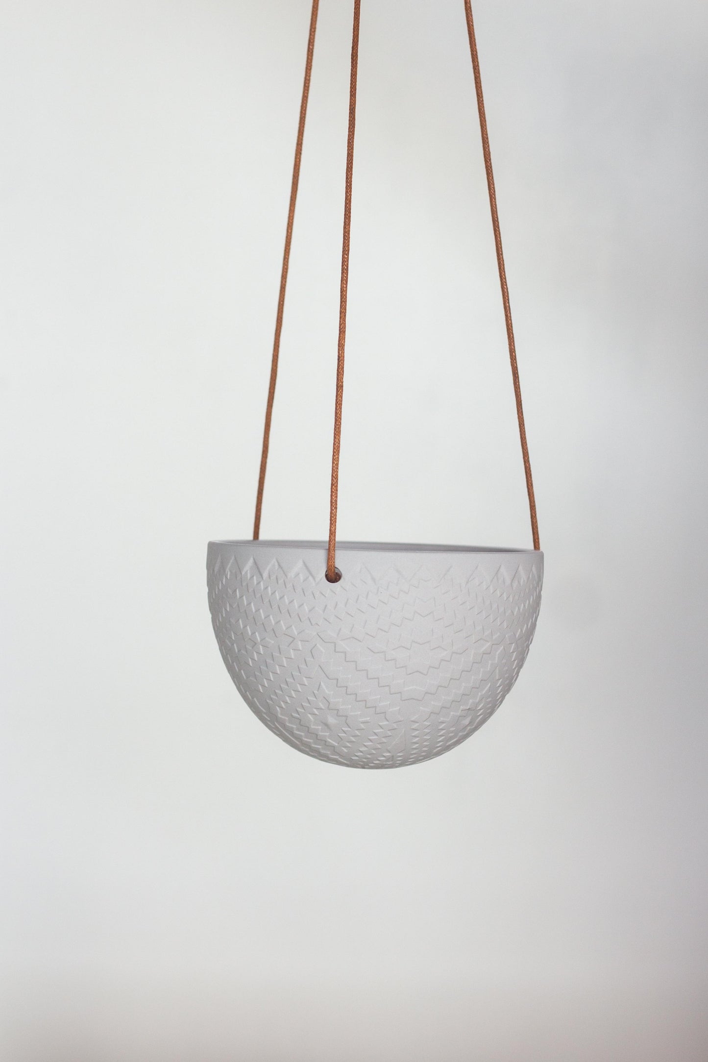 Tenea Hanging Planter